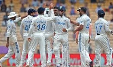 पर्थ टेस्ट में मज़बूत स्थिति में भारत, दूसरी पारी में ऑस्ट्रेलिया की आधी टीम आउट
