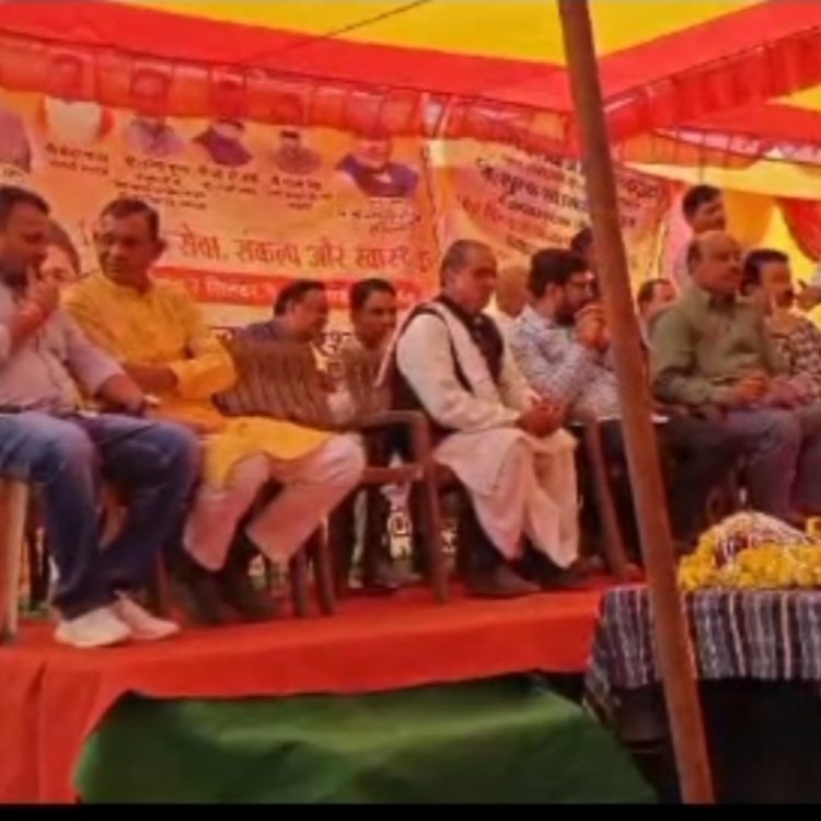 पूर्व मंत्री सक्सेना के बेटे का नकुलनाथ पर निशाना:अजय बोले- चार दिन बाज नहीं उड़े तो आसमान कबूतरों का नहीं होता