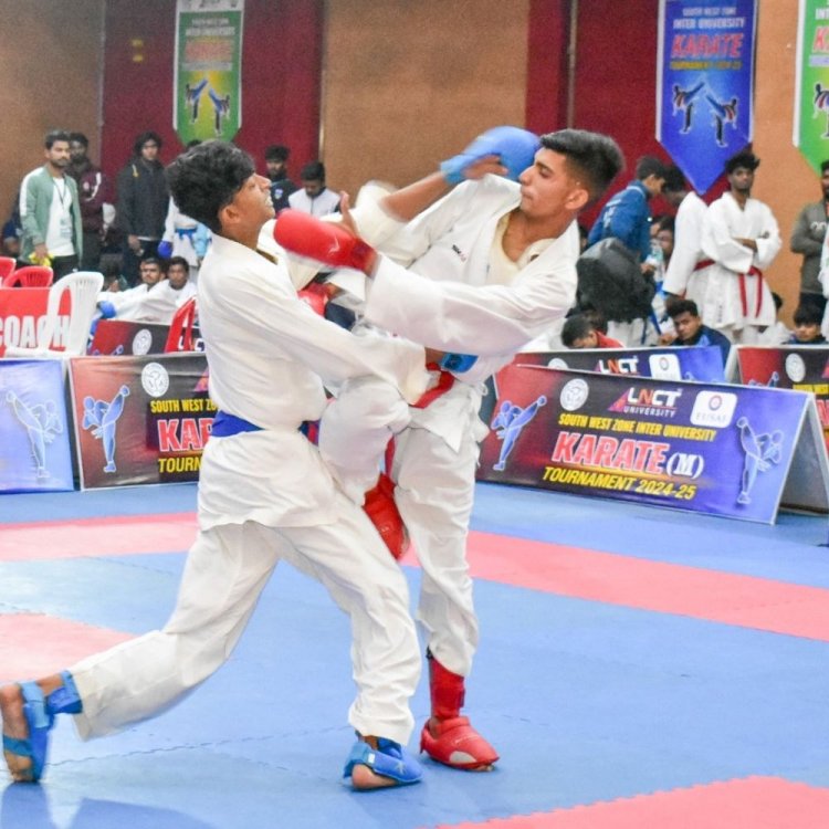 इंटर यूनिवर्सिटी कराते प्रतियोगिता​​​​​​​ में प्रिंस सोलंकी ने जीता स्वर्ण:एलएनसीटी विश्वविद्यालय में आयोजित कॉम्पिटिशन में खेल मंत्री सारंग ने खिलाड़ियों का बढ़ाया हौसला