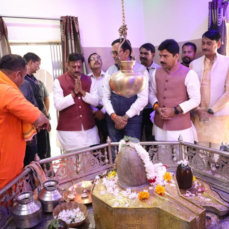 उपमुख्यमंत्री ने किया गृह ग्राम का दौरा:कुलदेवी और शिव मंदिर में पूजा के बाद जनता की समस्याएं सुनीं