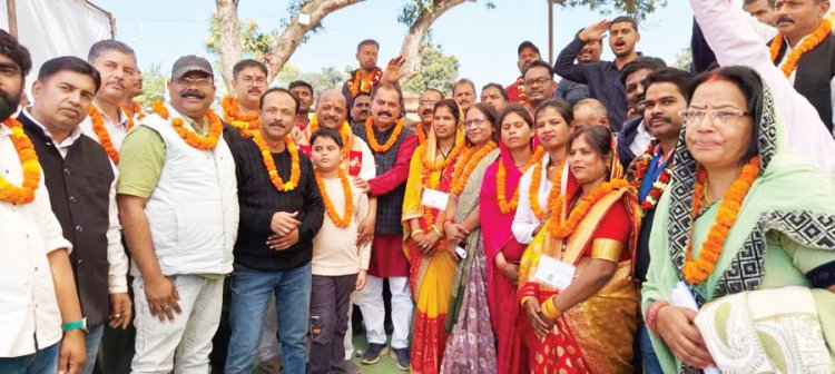 प्रतापपुर नपं: भाजपा की मानती सिंह बनीं अध्यक्ष, कांग्रेस को 316 वोटों से हराया