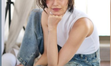 करिश्मा तन्ना ने इंस्टाग्राम पर शेयर की लेटेस्ट फोटोज, फैंस ने 'नेचुरल ब्यूटी' का दिया टैग