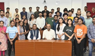 आज की ताजा खबरदंतेवाड़ा के युवाओं की आत्मनिर्भरता की ओर प्रेरणादायक यात्रा आईआईएम में उद्यमिता प्रशिक्षण से बदली जीवन की दिशा।