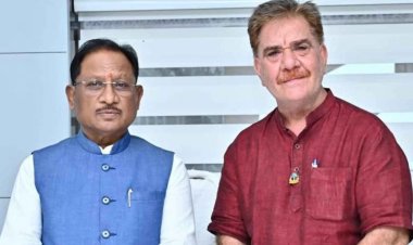 मुख्यमंत्री श्री विष्णु देव साय से हार्टफुलनेस संस्थान के डायरेक्टर श्री चावला ने की सौजन्य भेंट.