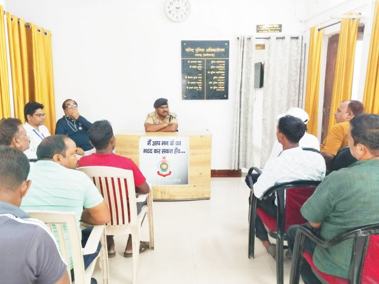 डीएसपी ट्रैफिक ने यातायात नियमों का पालन करने दिये निर्देश